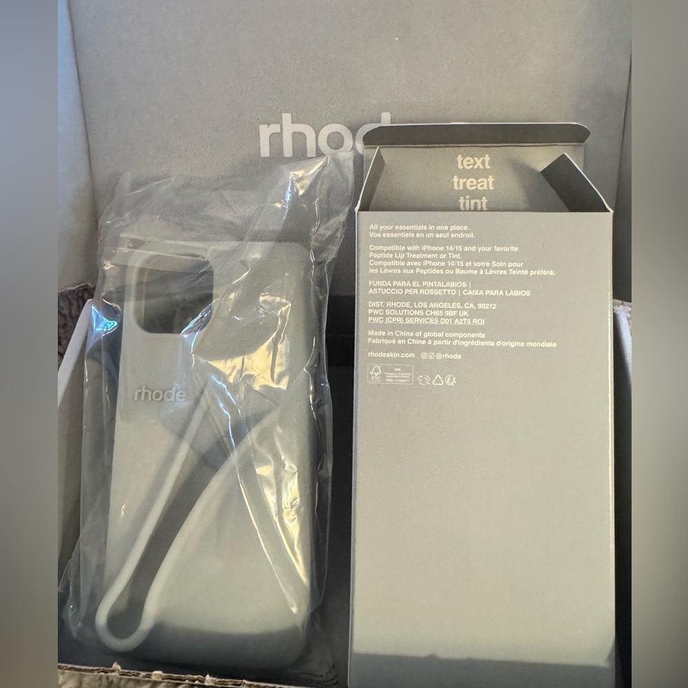 Rhode Lip Case iPhone 14/15 NEW